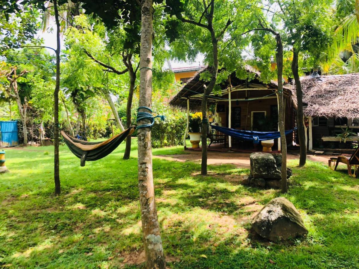 Lake View Cabana Paradise & Villa แทนกาลเล ภายนอก รูปภาพ
